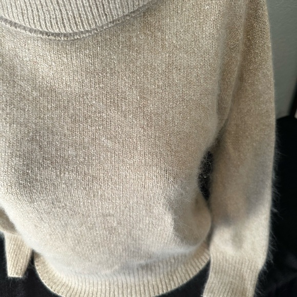 Vintage Women’s IB Diffusion Angora Silk And Wool Sweater Sz Sm - Picture 2 of 7